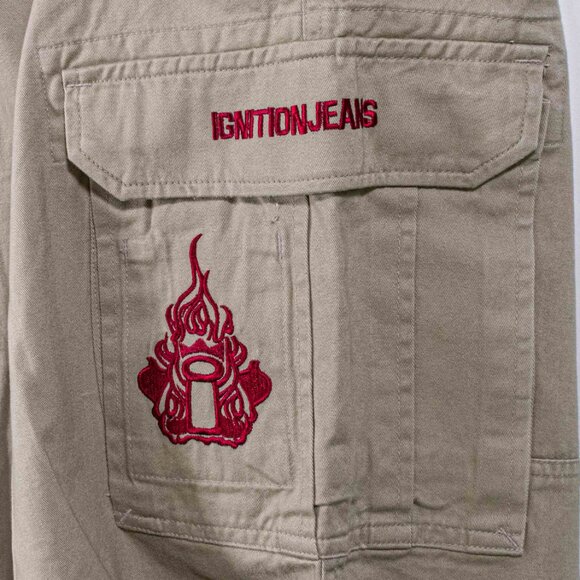 Ignition Embroidered Baggy Cargo Shorts Y2K 30 Hipster Skate Hip Hop Please mak - Picture 6 of 8